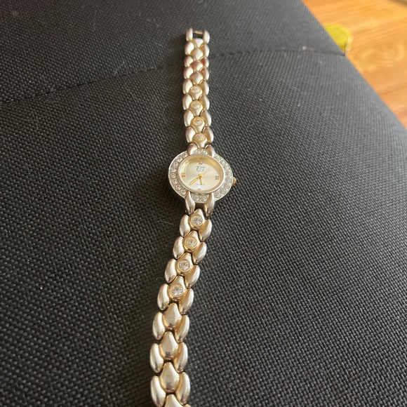 Watch - Picture 1 of 1